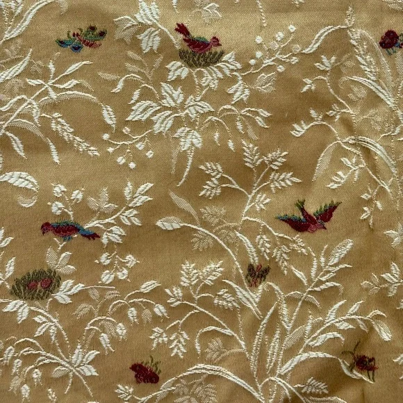 Vintage Kravet Couture embroidered birds brocade fabric - Picture 3 of 3